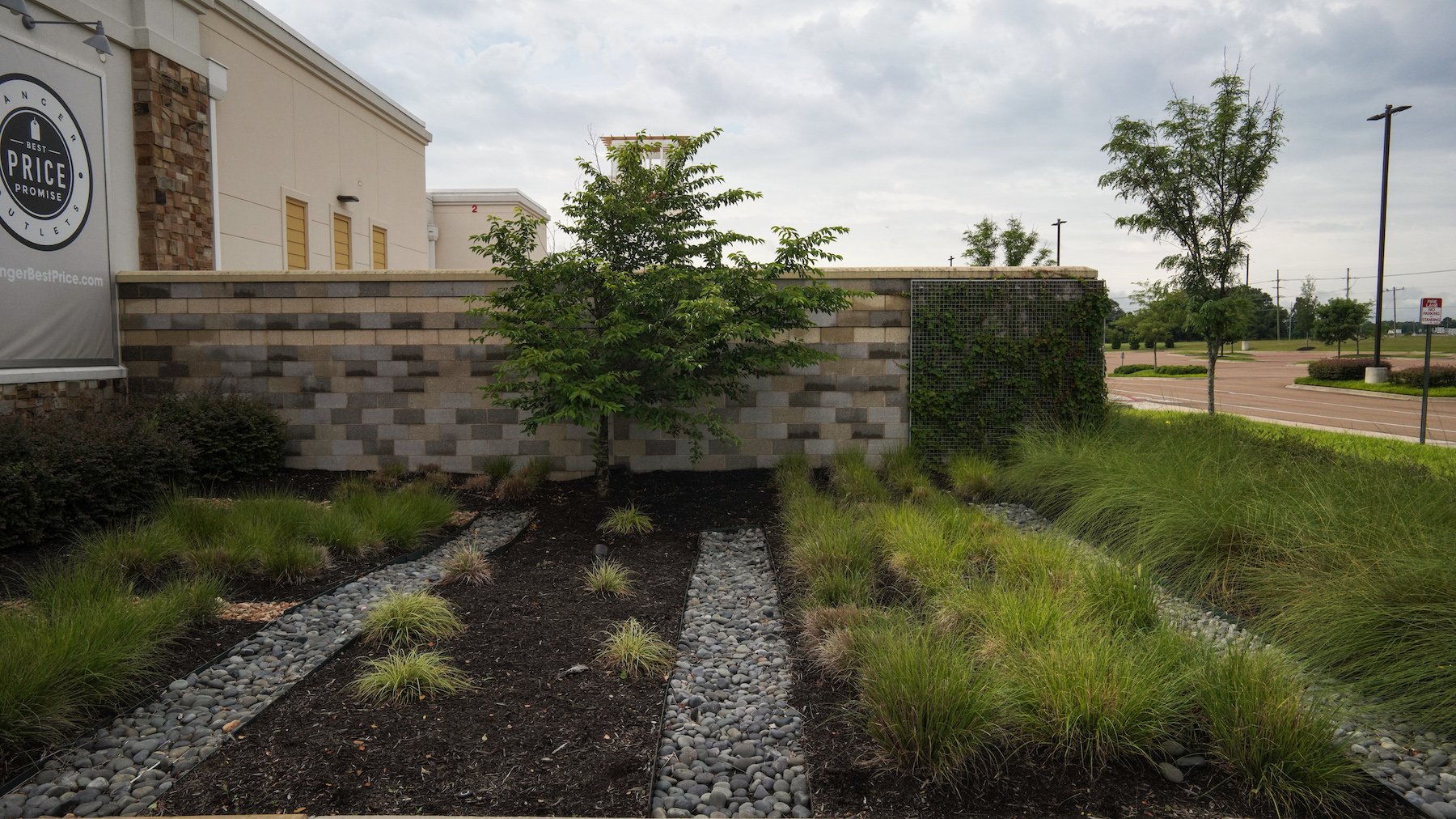 Mulch Alternatives For Commercial Planter Beds that WOW